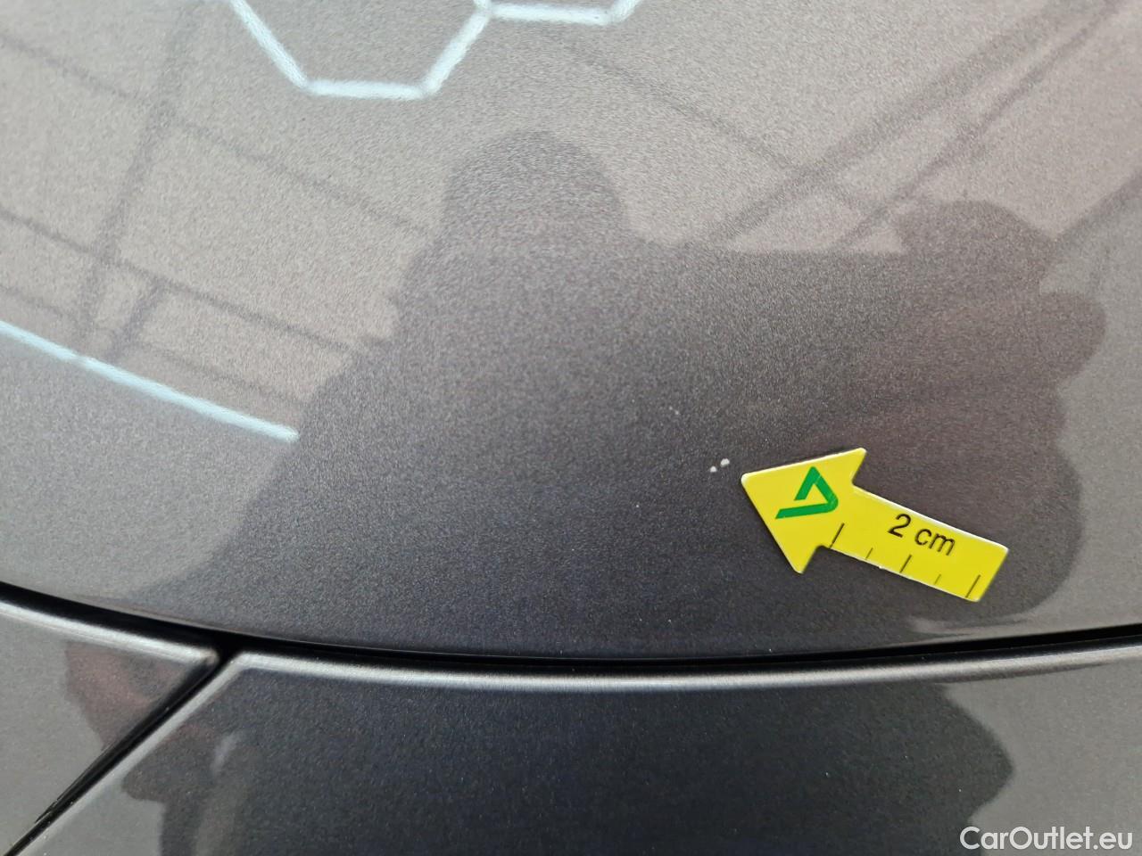  Mercedes  GLA  220 d 4MATIC #4