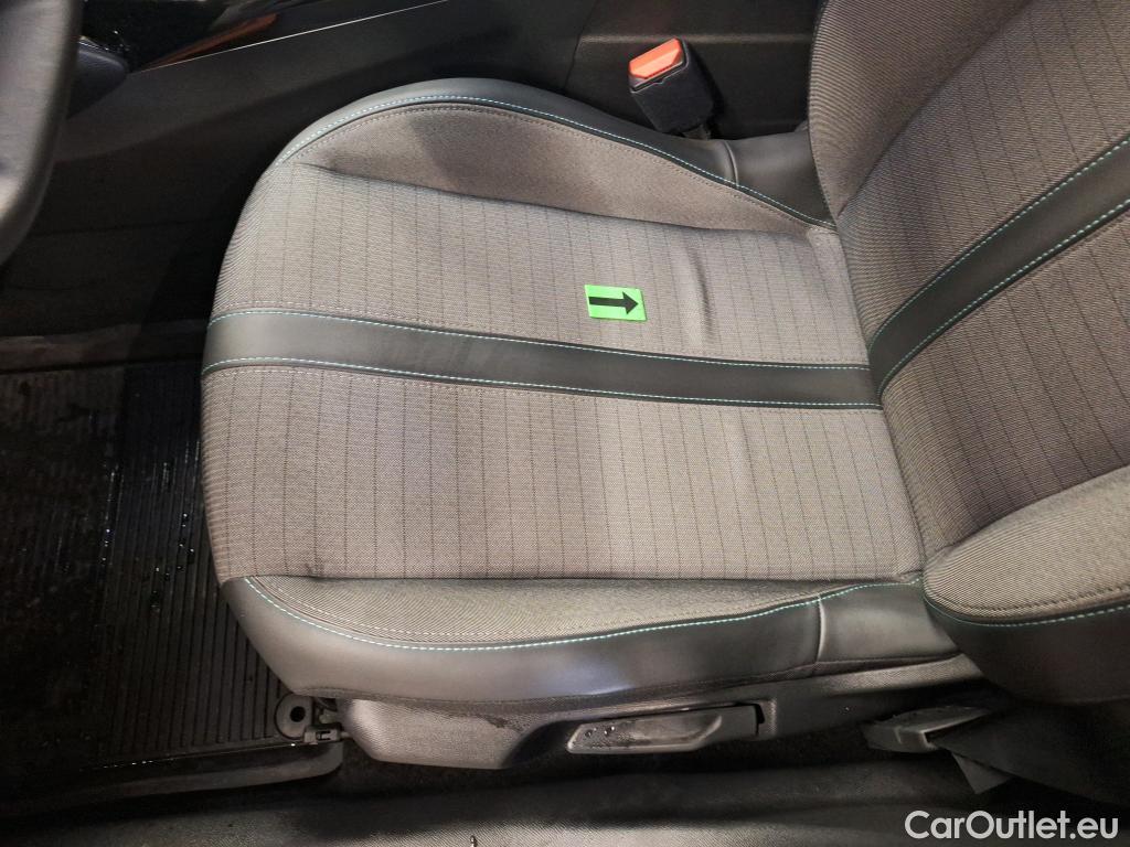  Peugeot  2008 1.2 PureTech 130CP Allure STT #5