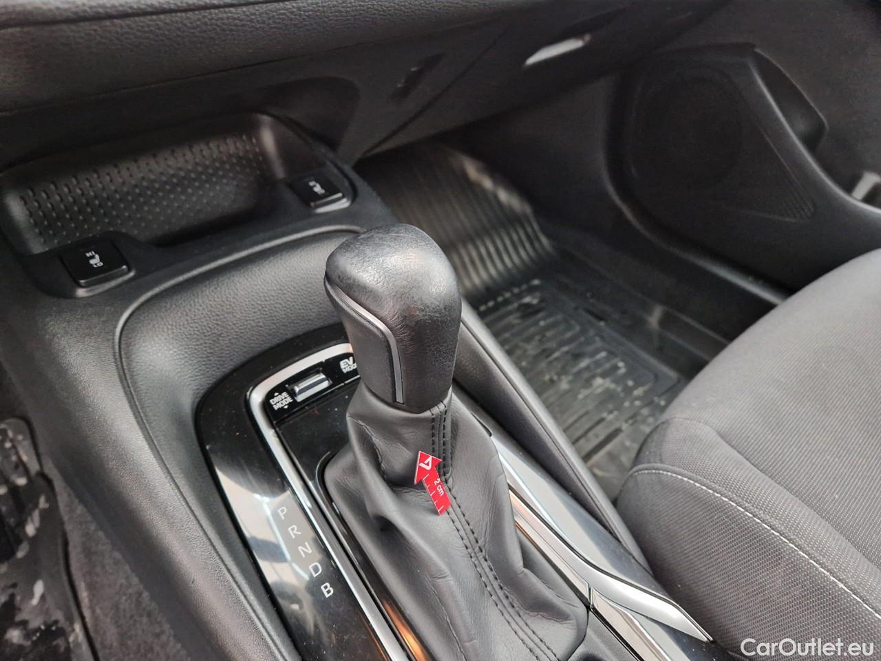  Toyota  Corolla 1.8 Hybrid Dynamic HSD TS E-CVT #34