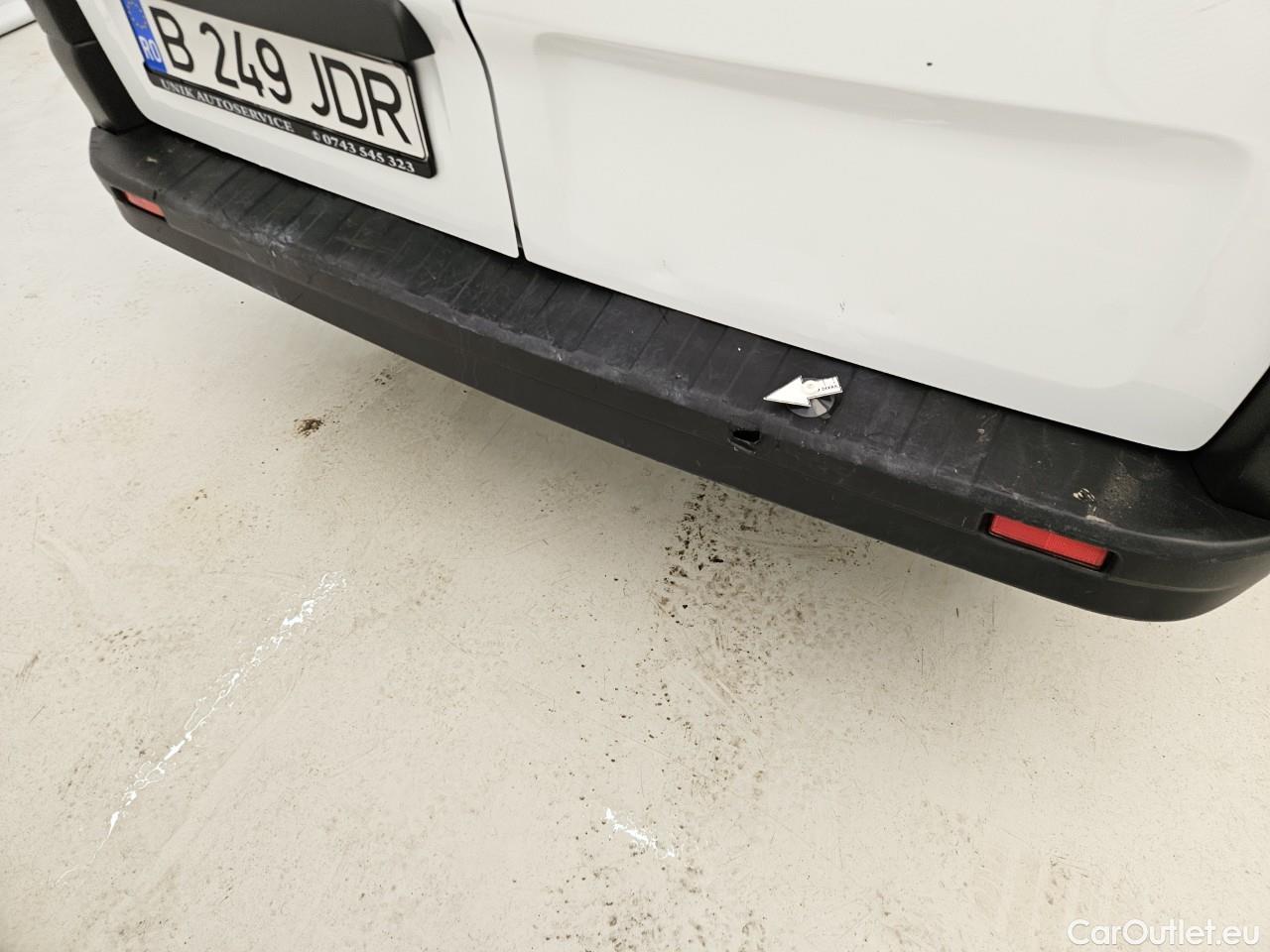  Renault  Trafic 2.0 Blue dCi 120CP Authentique L2H1 #41