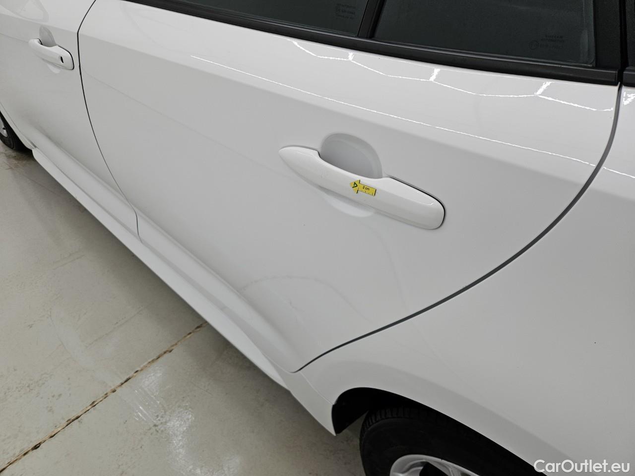  Toyota  Corolla 1.8 Hybrid Dynamic HSD TS E-CVT #36