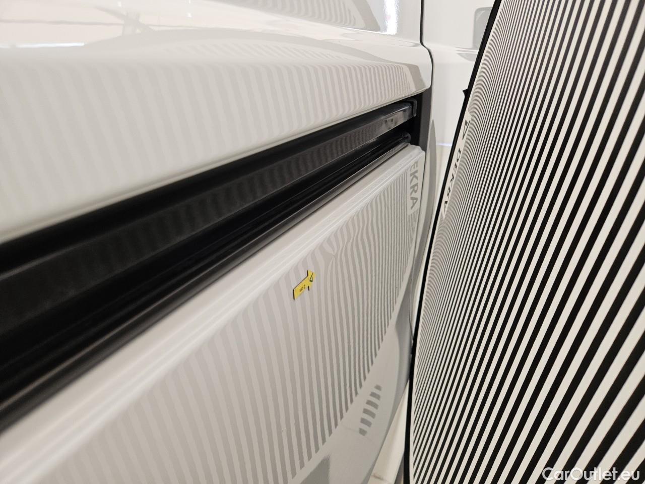  Renault  Trafic 2.0 Blue dCi 120CP Authentique L2H1 #38