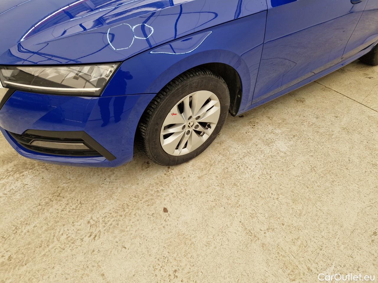  Skoda  Octavia 2.0 TDI 150CP Ambition DSG #1