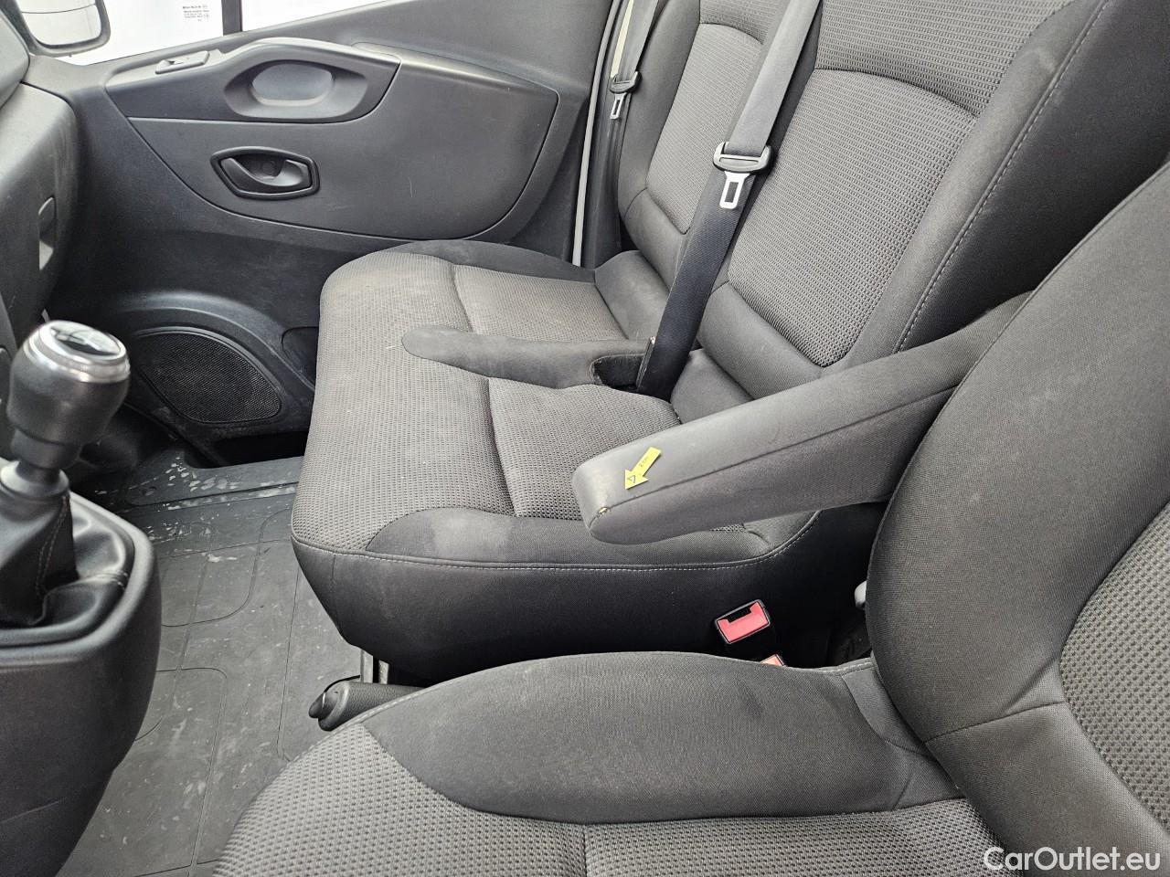  Renault  Trafic 2.0 Blue dCi 120CP Authentique L2H1 #69