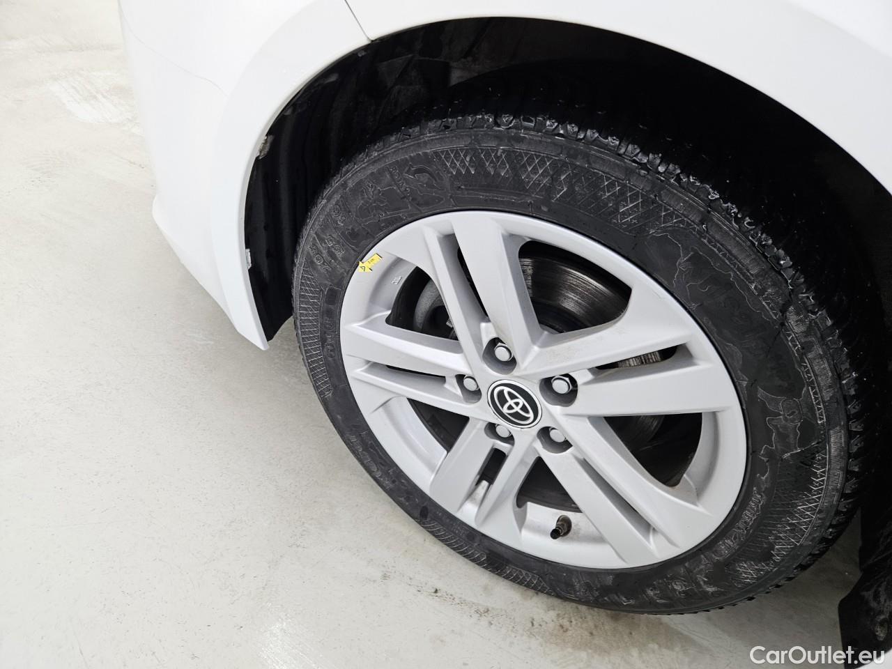  Toyota  Corolla 1.8 Hybrid Dynamic HSD TS E-CVT #11