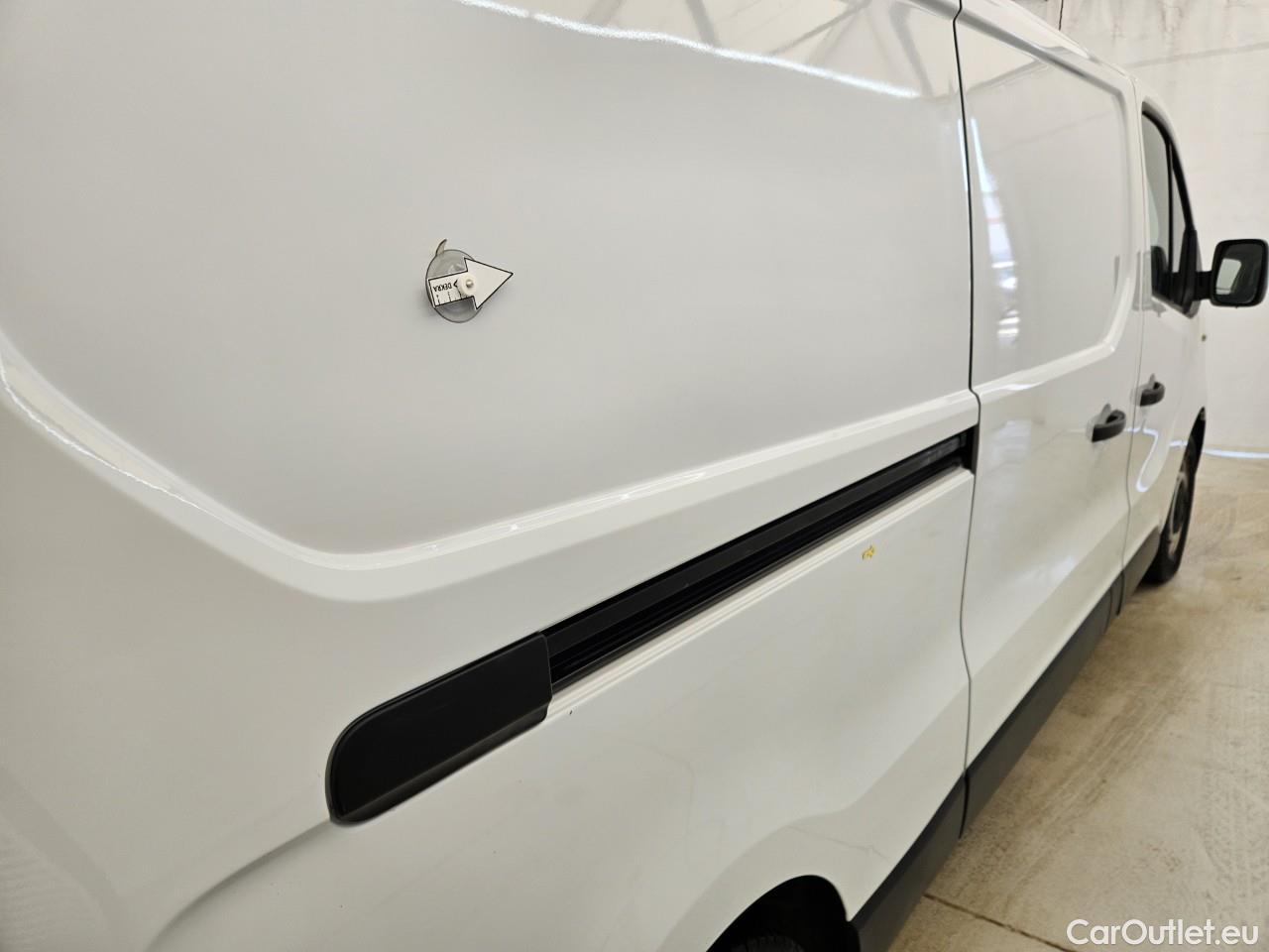  Renault  Trafic 2.0 Blue dCi 120CP Authentique L2H1 #39