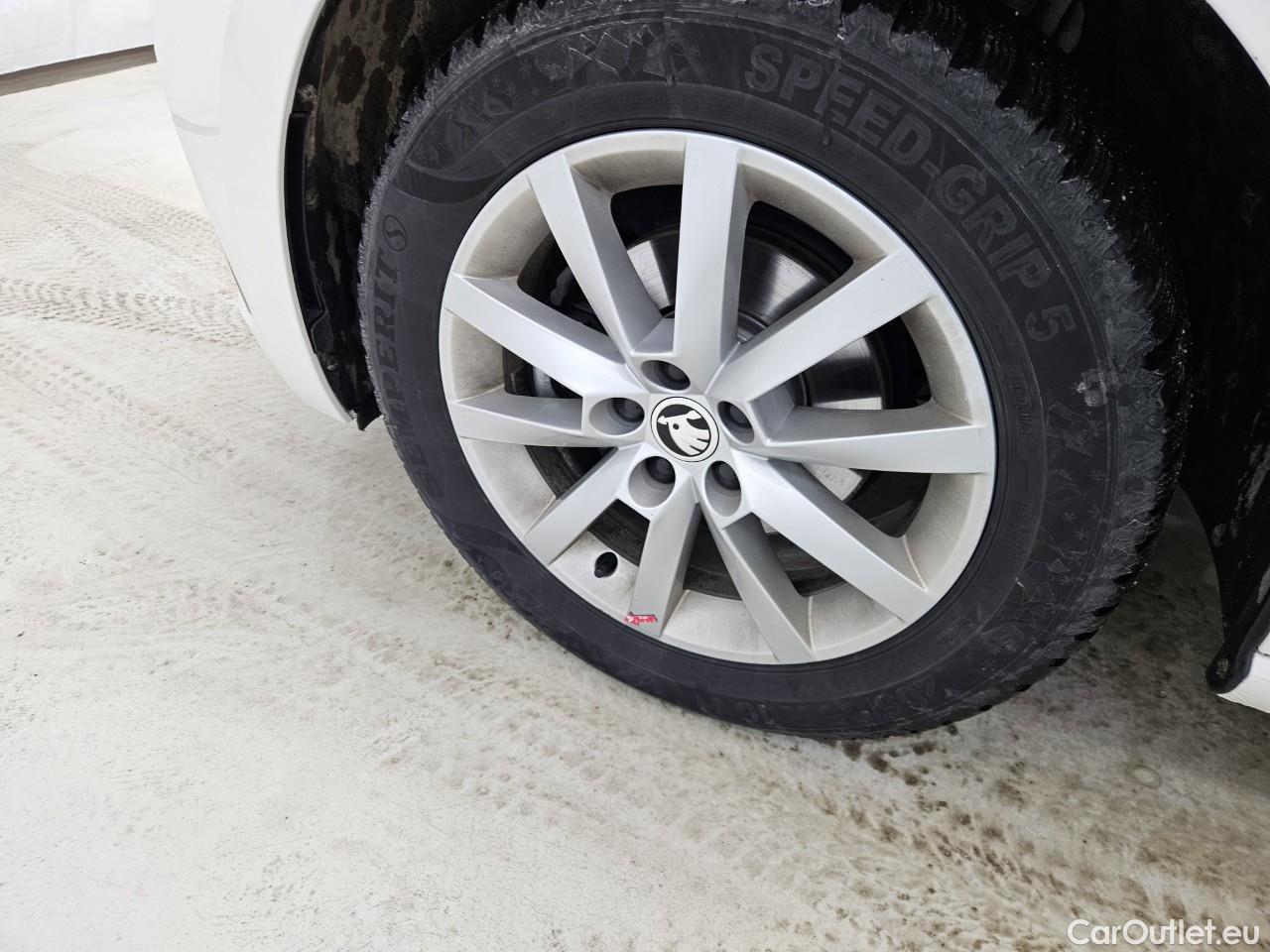  Skoda  Scala 1.0 TSI Style DSG #8