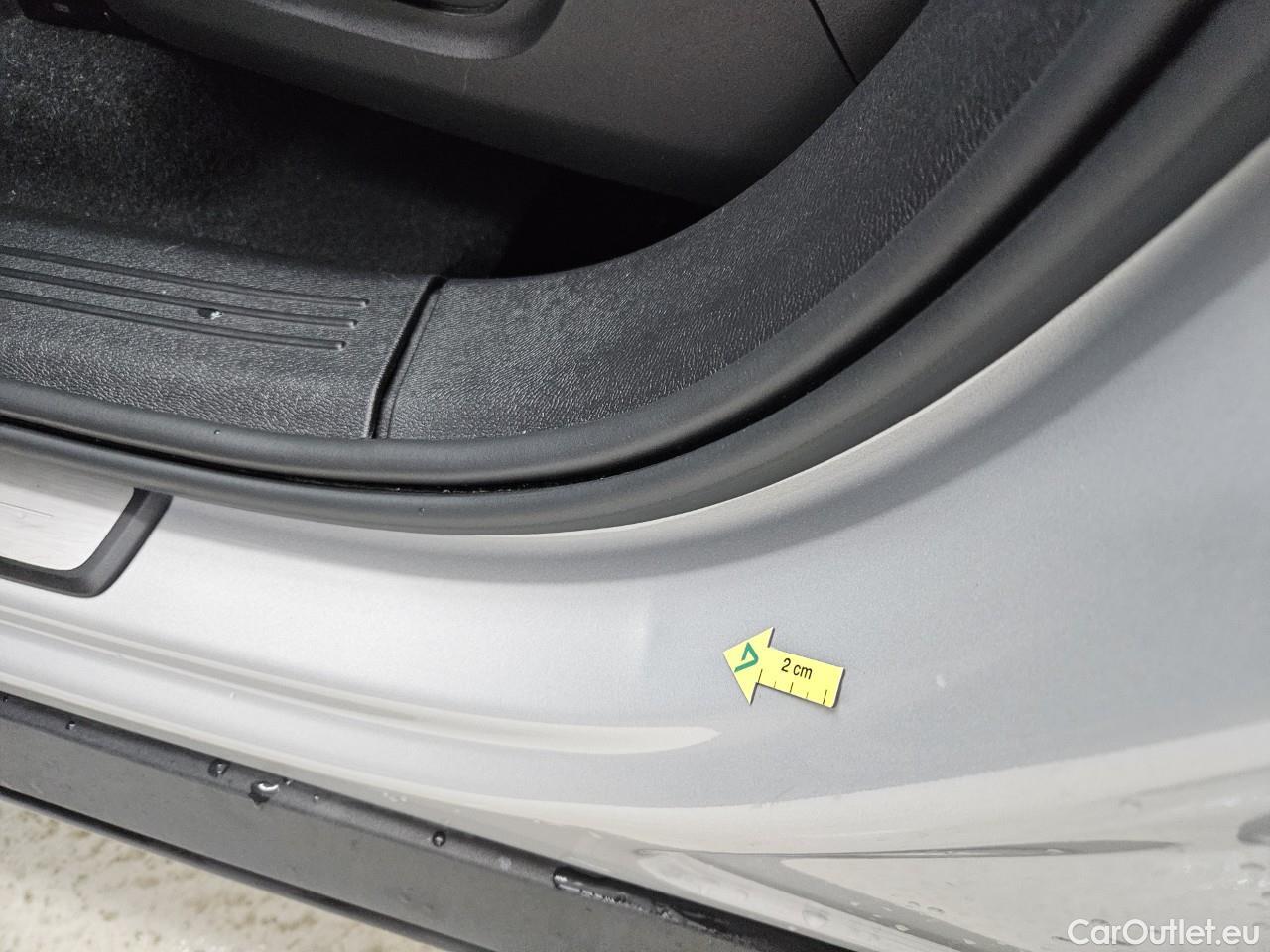  Volvo  XC 40 1.5 T5 PHEV Plus Dark Recharge DCT #1