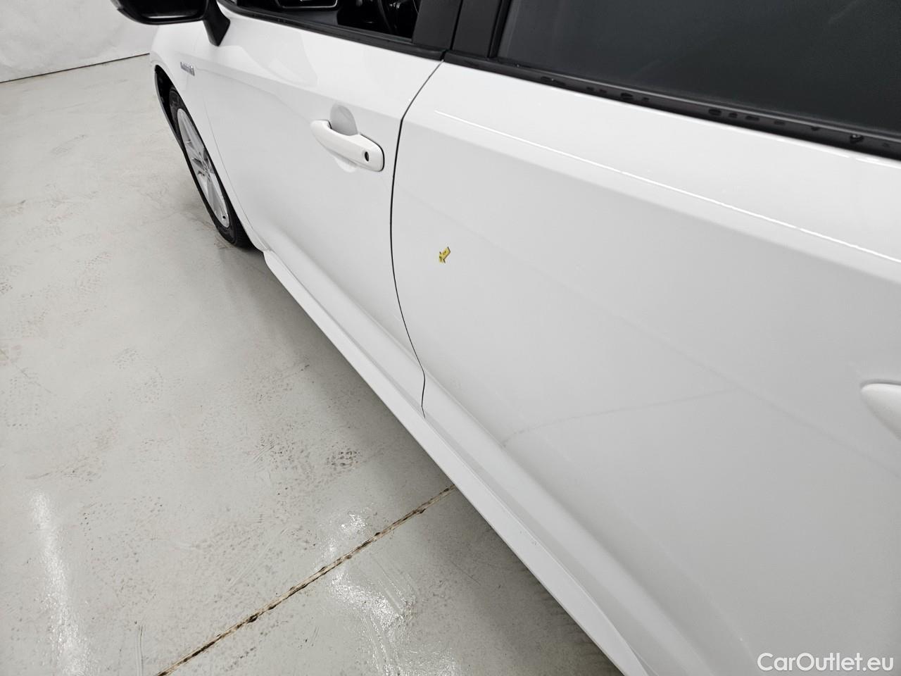  Toyota  Corolla 1.8 Hybrid Dynamic HSD TS E-CVT #33