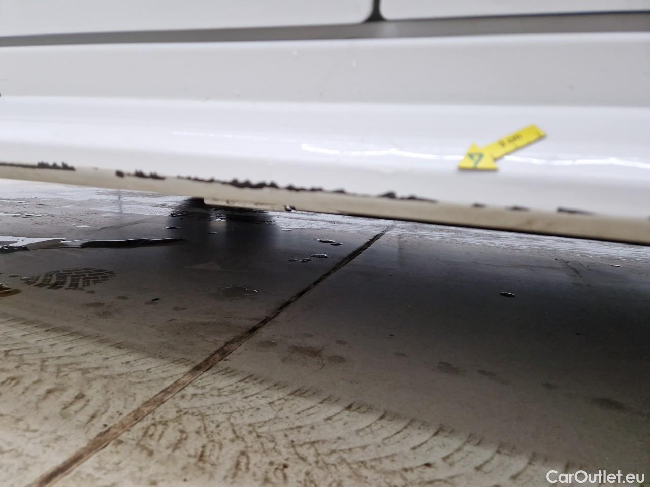  Toyota  Corolla 1.8 Hybrid Dynamic HSD TS E-CVT #12