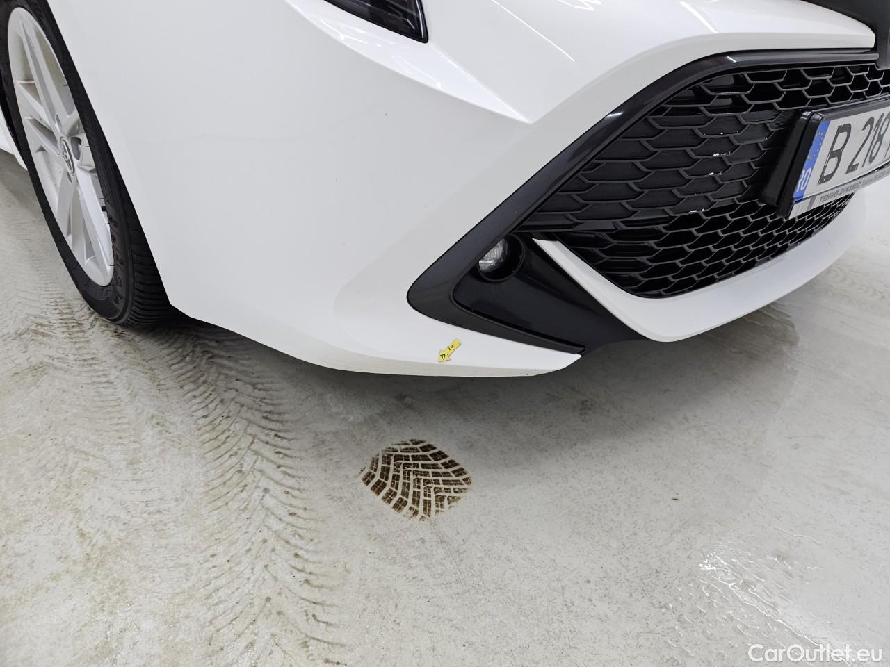  Toyota  Corolla 1.8 Hybrid Dynamic HSD TS E-CVT #9