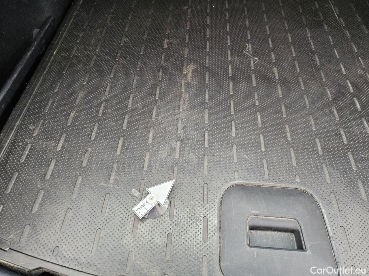  Toyota  Corolla 1.8 Hybrid Dynamic HSD TS E-CVT #57