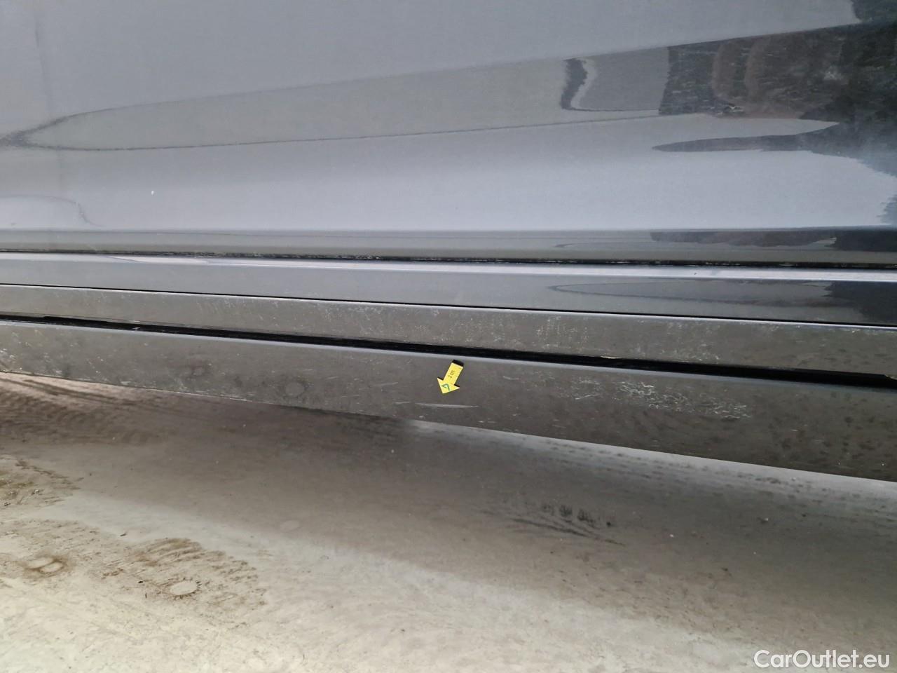  Volkswagen  Passat Comfortline 2.0 TDI DSG 150 CP #3