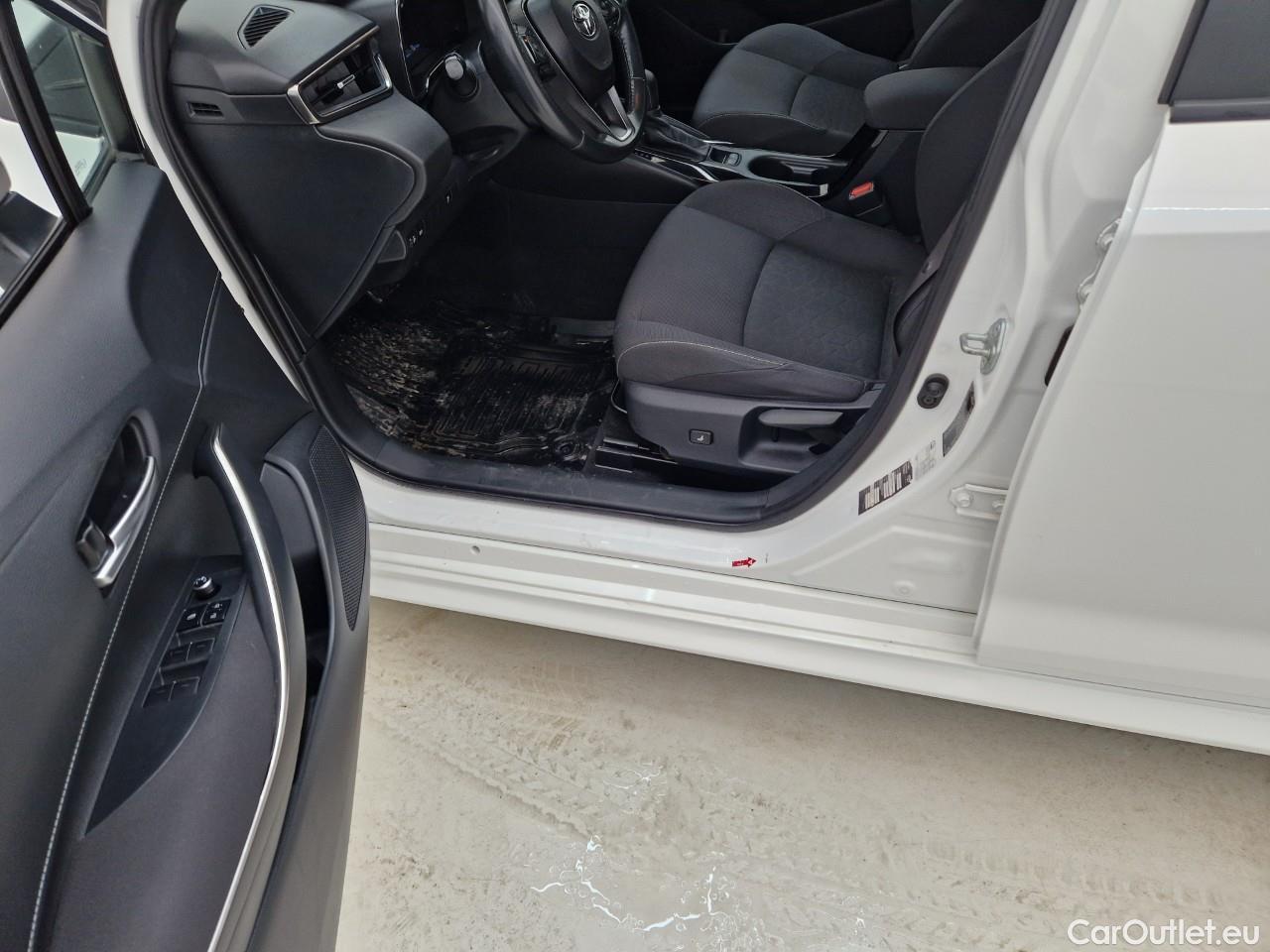  Toyota  Corolla 1.8 Hybrid Dynamic HSD TS E-CVT #37