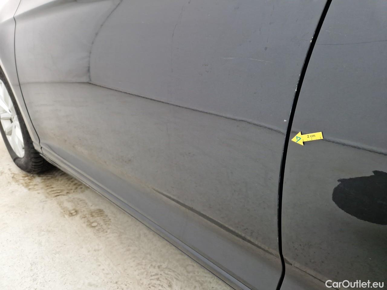  Volkswagen  Passat Comfortline 2.0 TDI DSG 150 CP #2