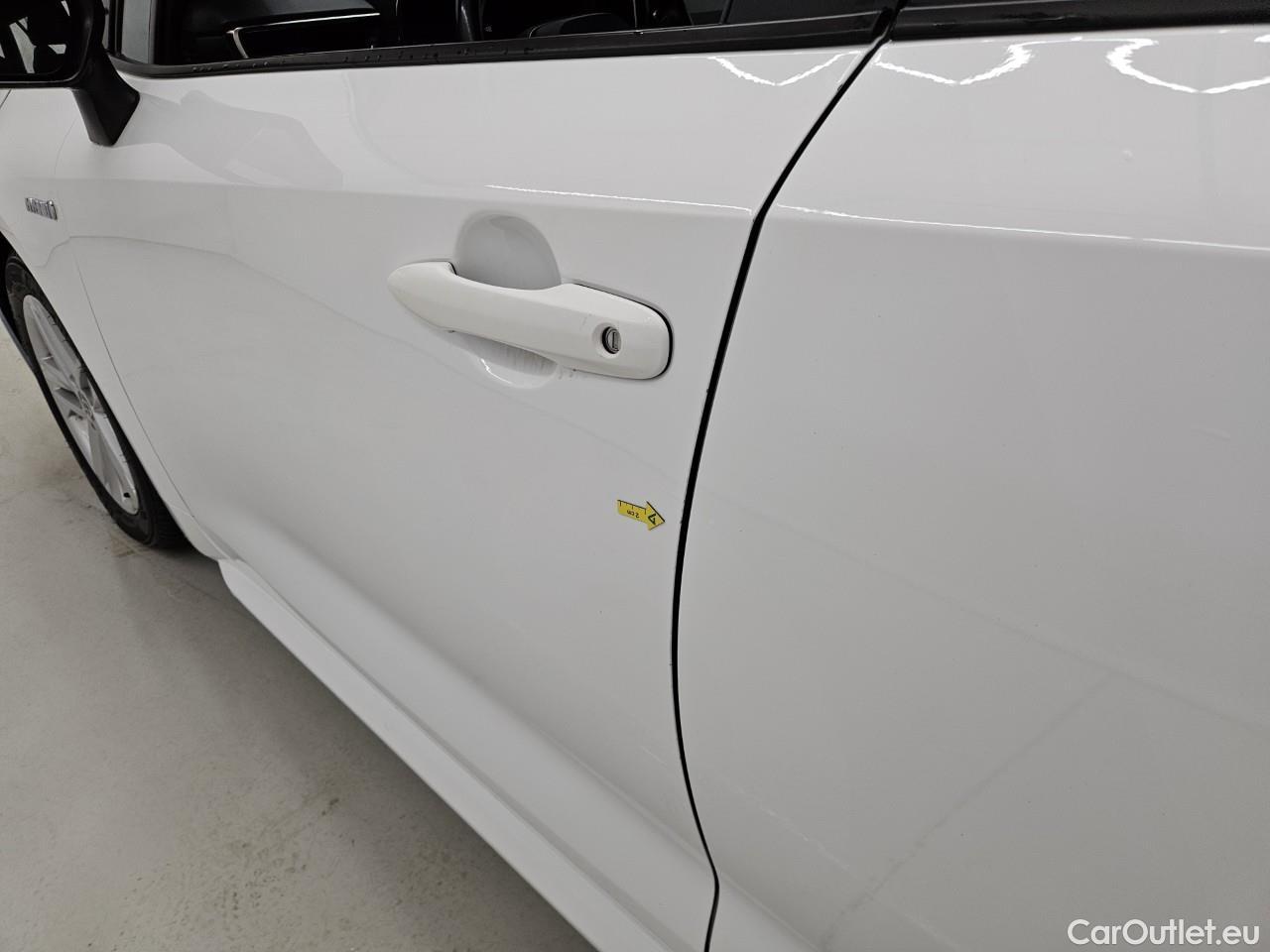  Toyota  Corolla 1.8 Hybrid Dynamic HSD TS E-CVT #2