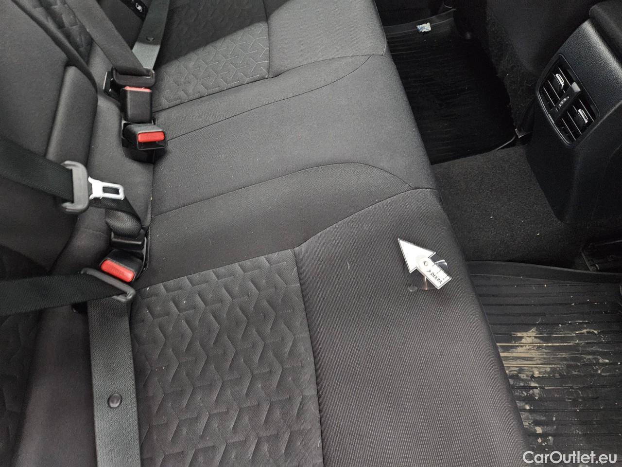  Toyota  Corolla 1.8 Hybrid Dynamic HSD TS E-CVT #45