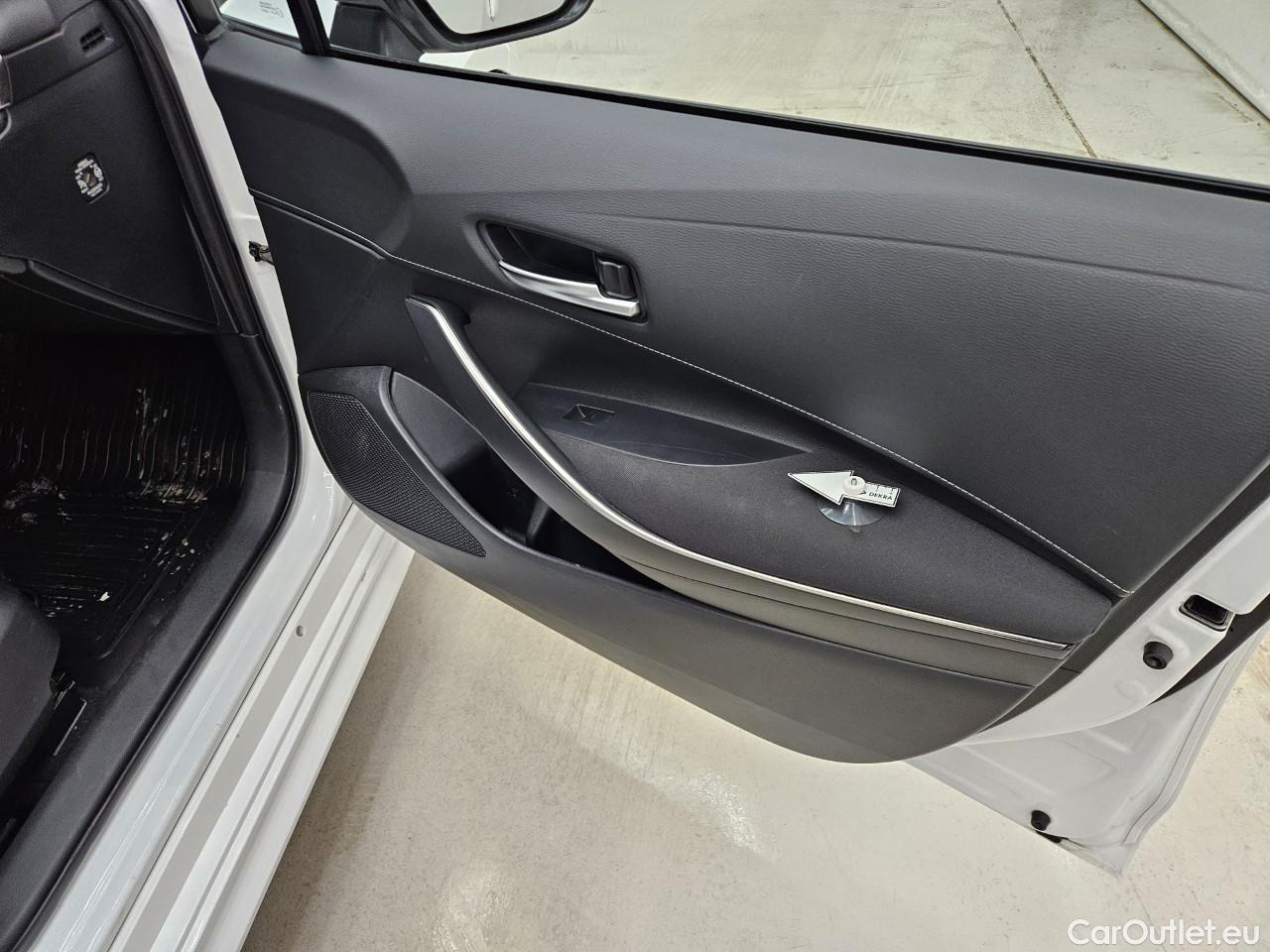  Toyota  Corolla 1.8 Hybrid Dynamic HSD TS E-CVT #49