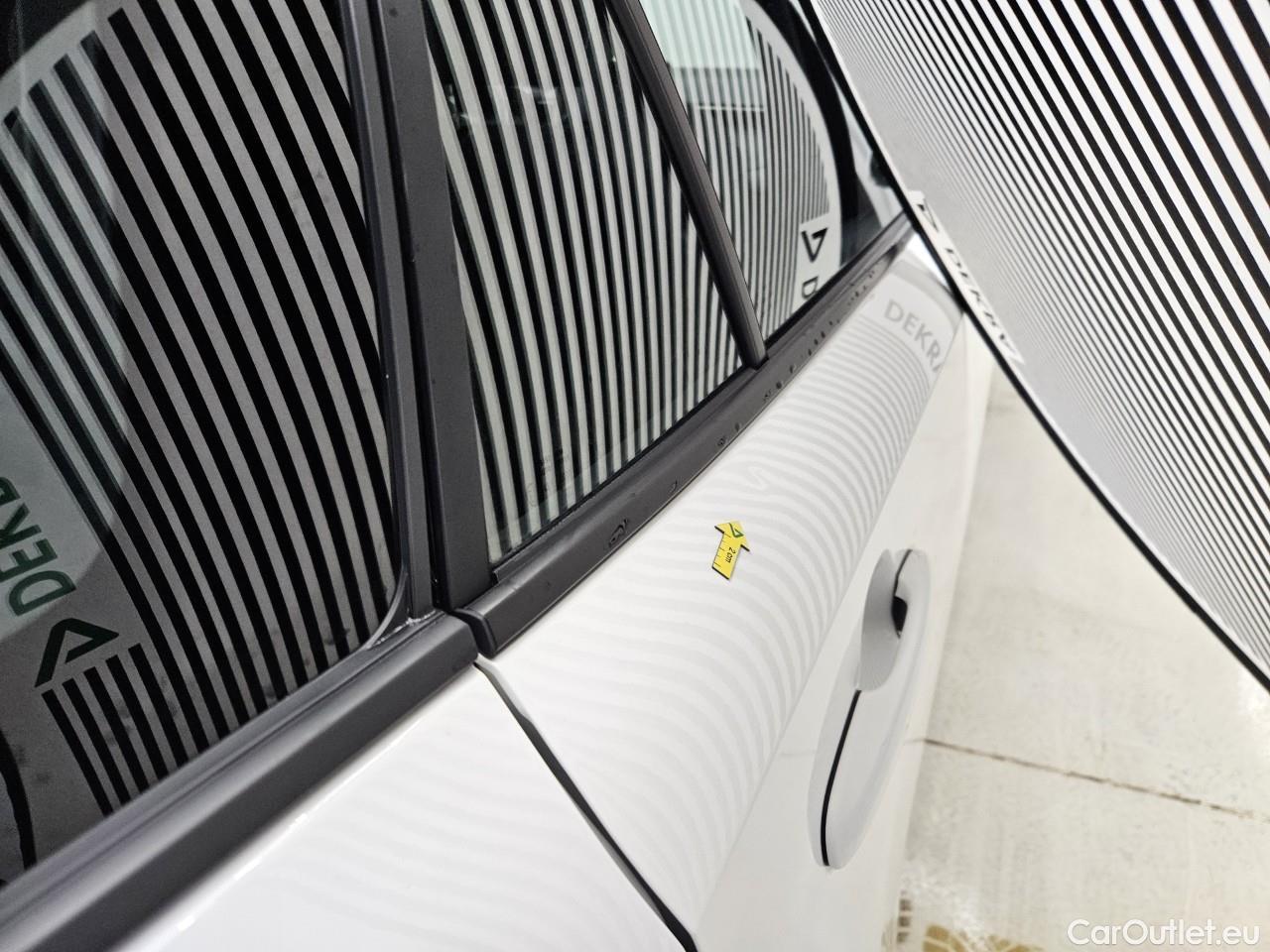  Toyota  Corolla 1.8 Hybrid Dynamic HSD TS E-CVT #23