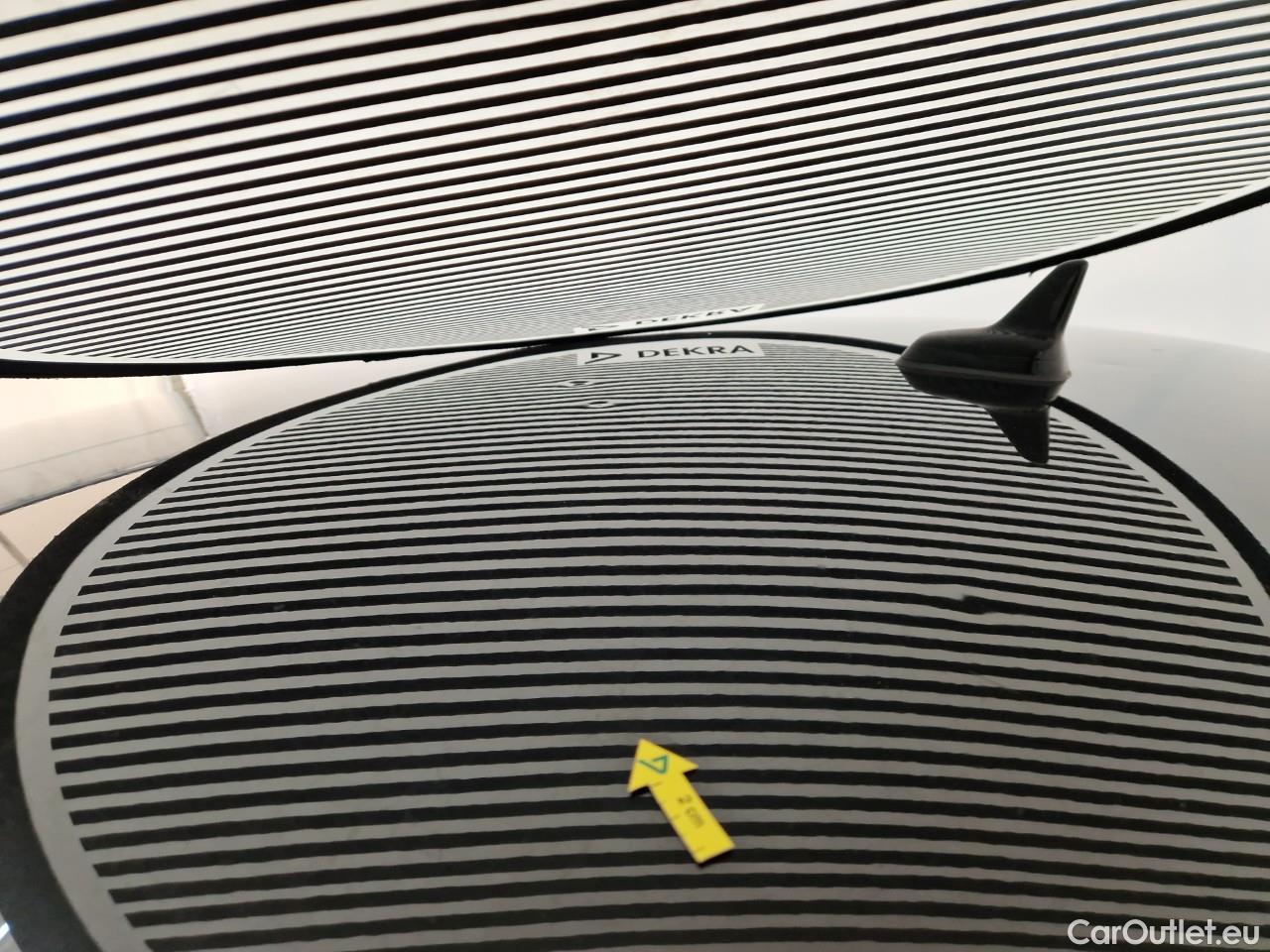  Volkswagen  Passat Comfortline 2.0 TDI DSG 150 CP #35