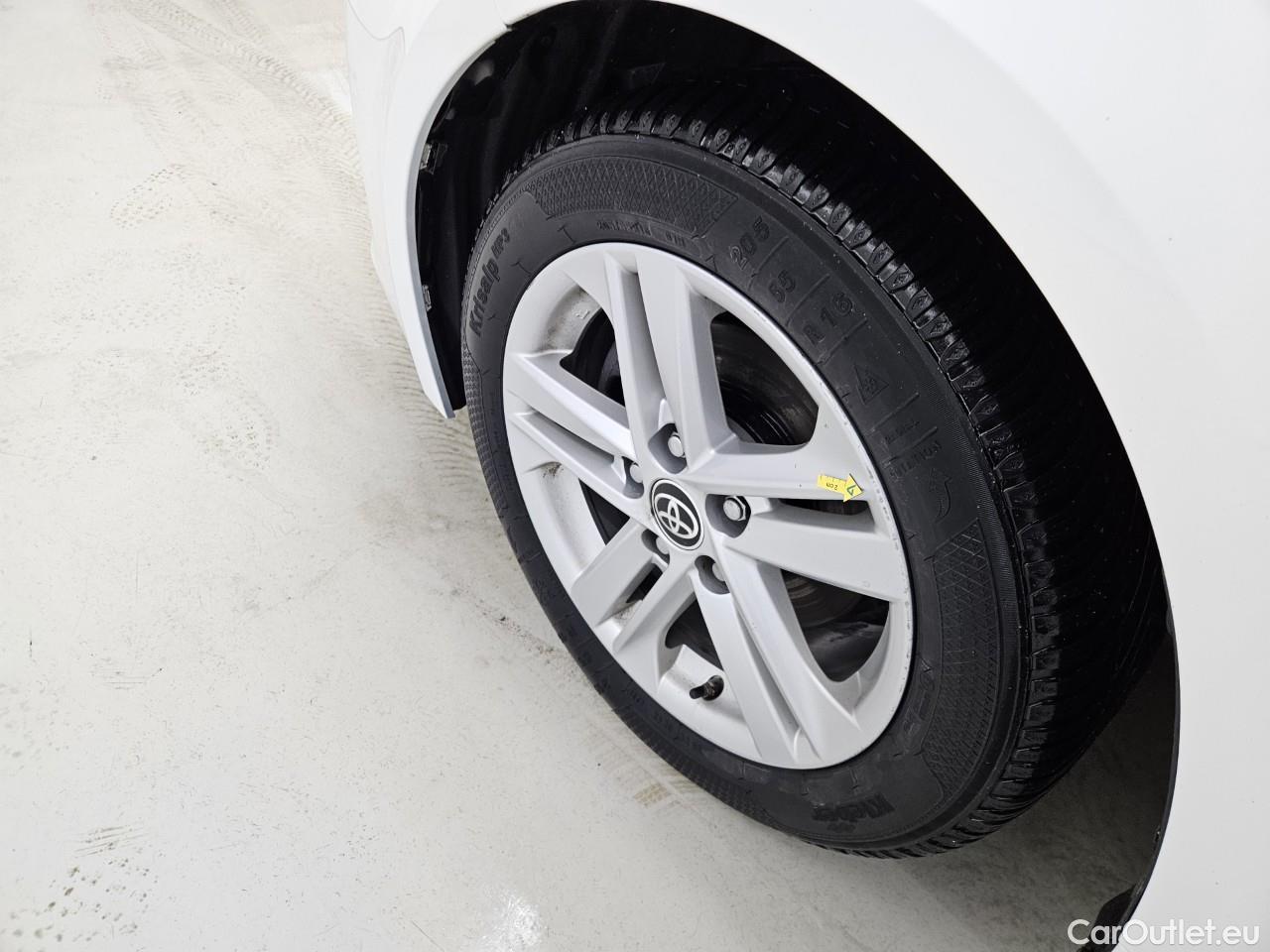  Toyota  Corolla 1.8 Hybrid Dynamic HSD TS E-CVT #6