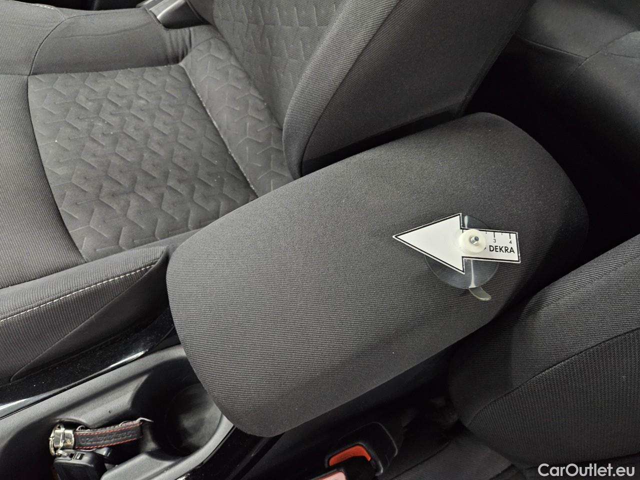  Toyota  Corolla 1.8 Hybrid Dynamic HSD TS E-CVT #39