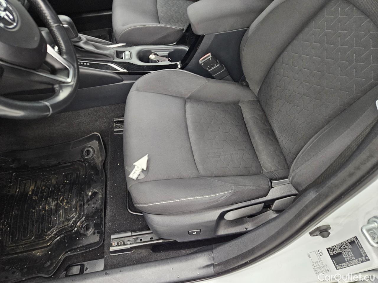  Toyota  Corolla 1.8 Hybrid Dynamic HSD TS E-CVT #36