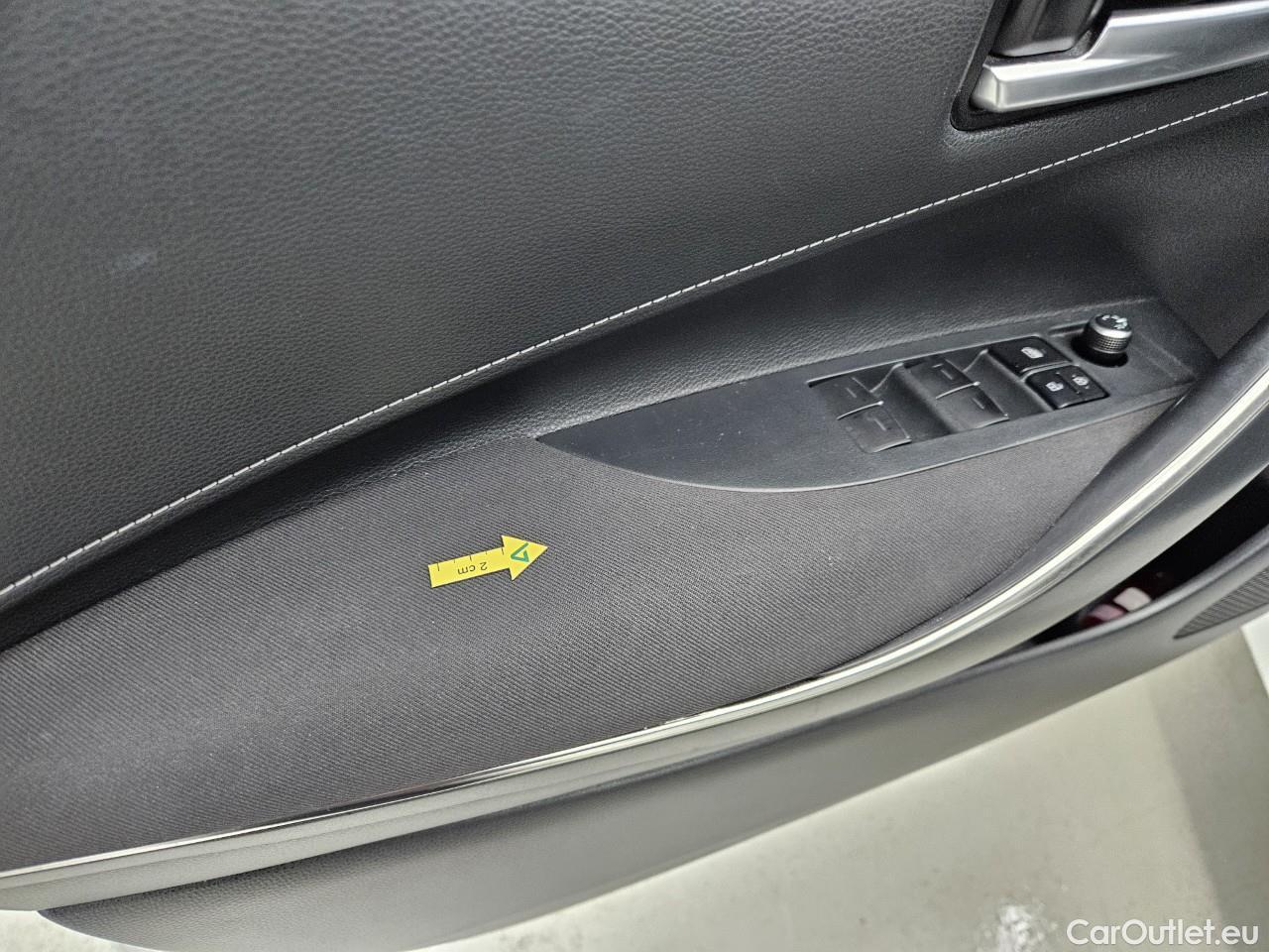  Toyota  Corolla 1.8 Hybrid Dynamic HSD TS E-CVT #34