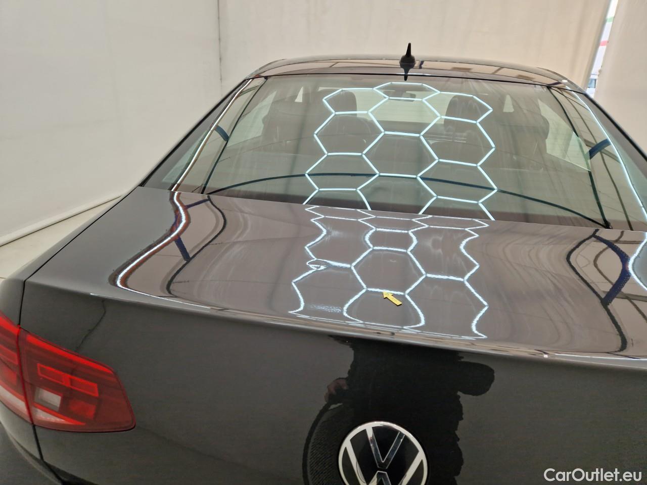  Volkswagen  Passat Comfortline 2.0 TDI DSG 150 CP #30