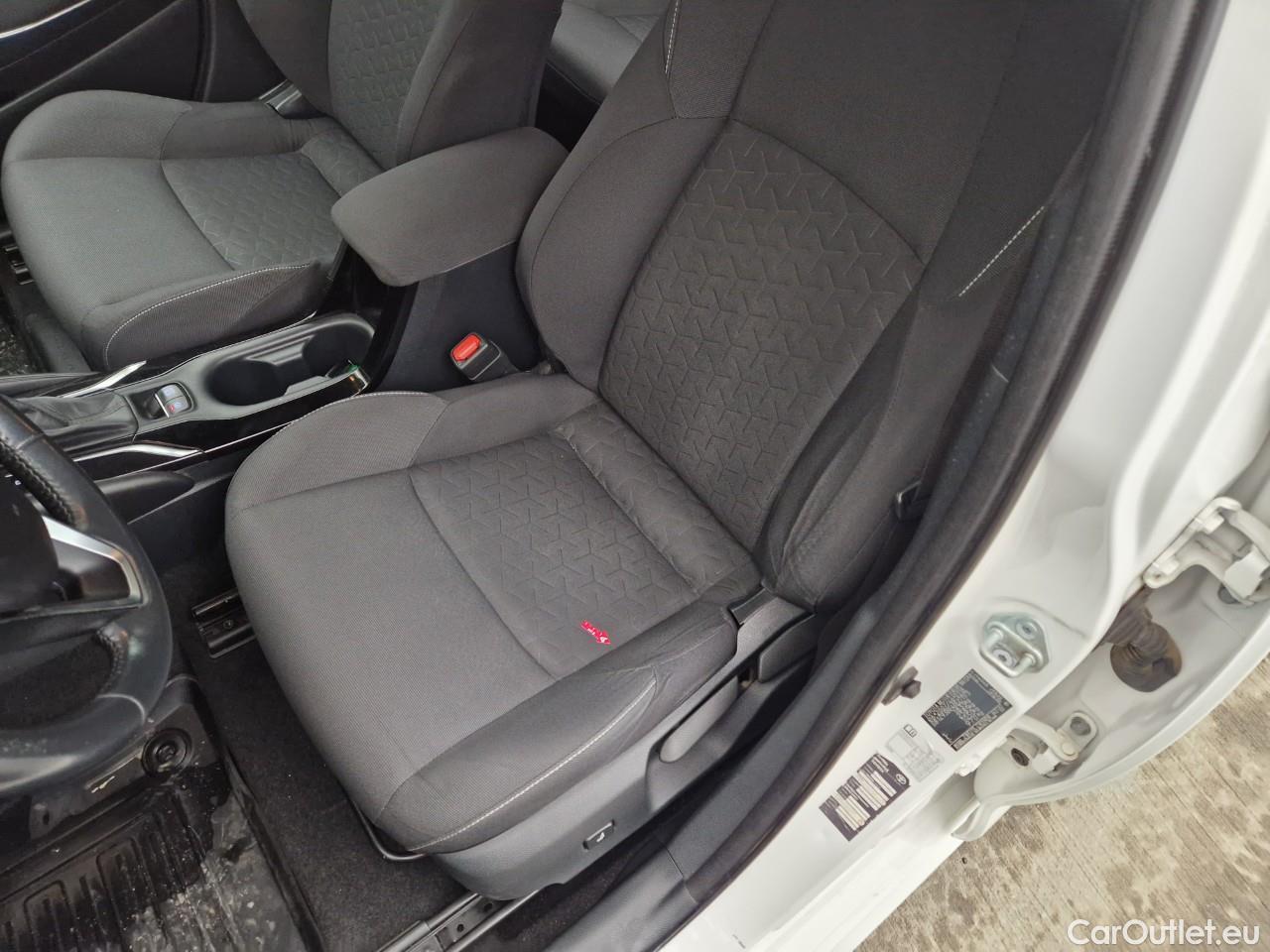  Toyota  Corolla 1.8 Hybrid Dynamic HSD TS E-CVT #27