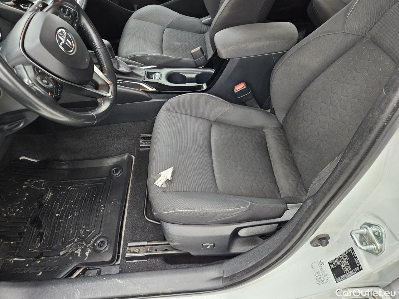  Toyota  Corolla 1.8 Hybrid Dynamic HSD TS E-CVT #46