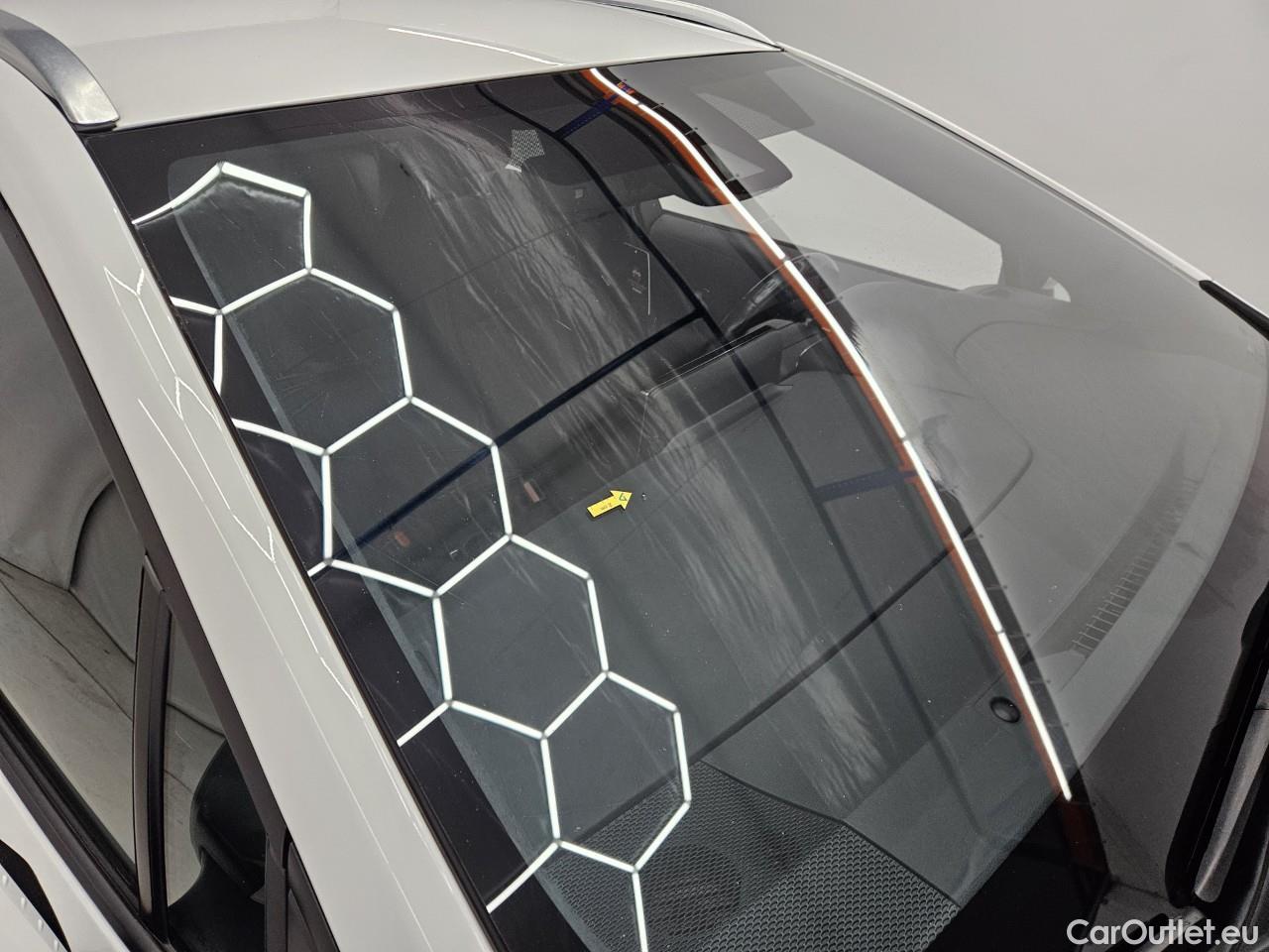  Toyota  Corolla 1.8 Hybrid Dynamic HSD TS E-CVT #17