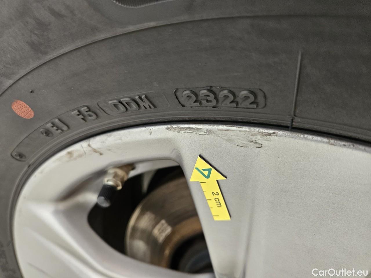  Toyota  RAV4 2.5 Hybrid Dynamic HSD E-CVT 4x4 #3