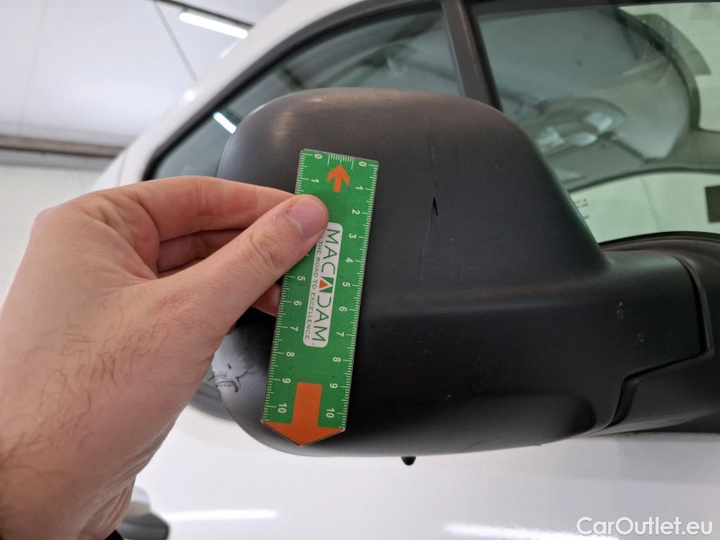  Citroen  Berlingo  Fourgon Club M 650 1.5 BlueHDi 75CV BVM5 E6dT #18