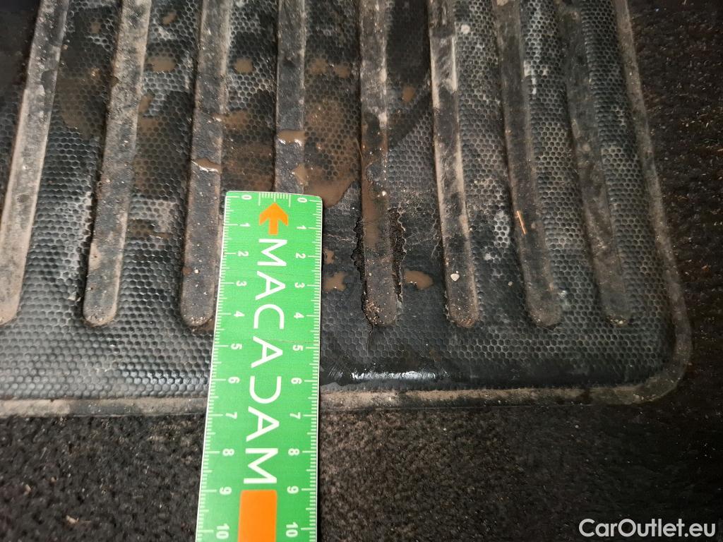  Citroen  C3  Société Feel 1.2 PureTech 80CV BVM5 E6dT #4