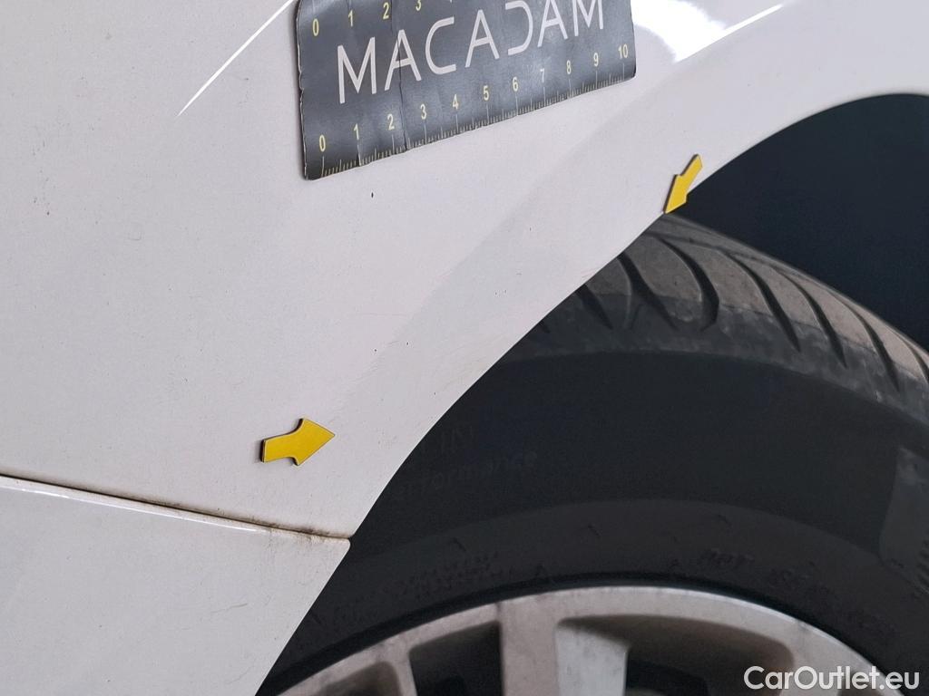  Peugeot  208  Premium 1.5 HDi 100CV BVM6 E6d #2