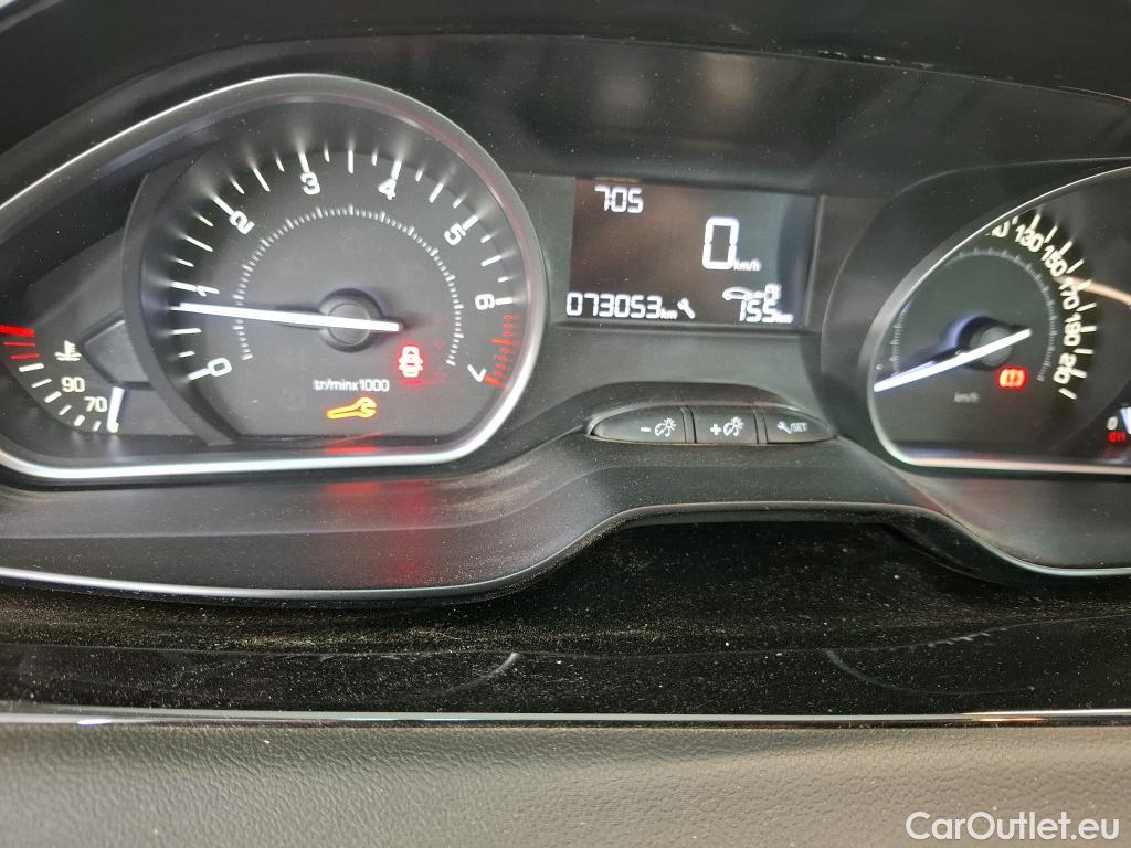  Peugeot  208  Affaire Premium 1.2 PureTech 80CV BVM5 E6 #30