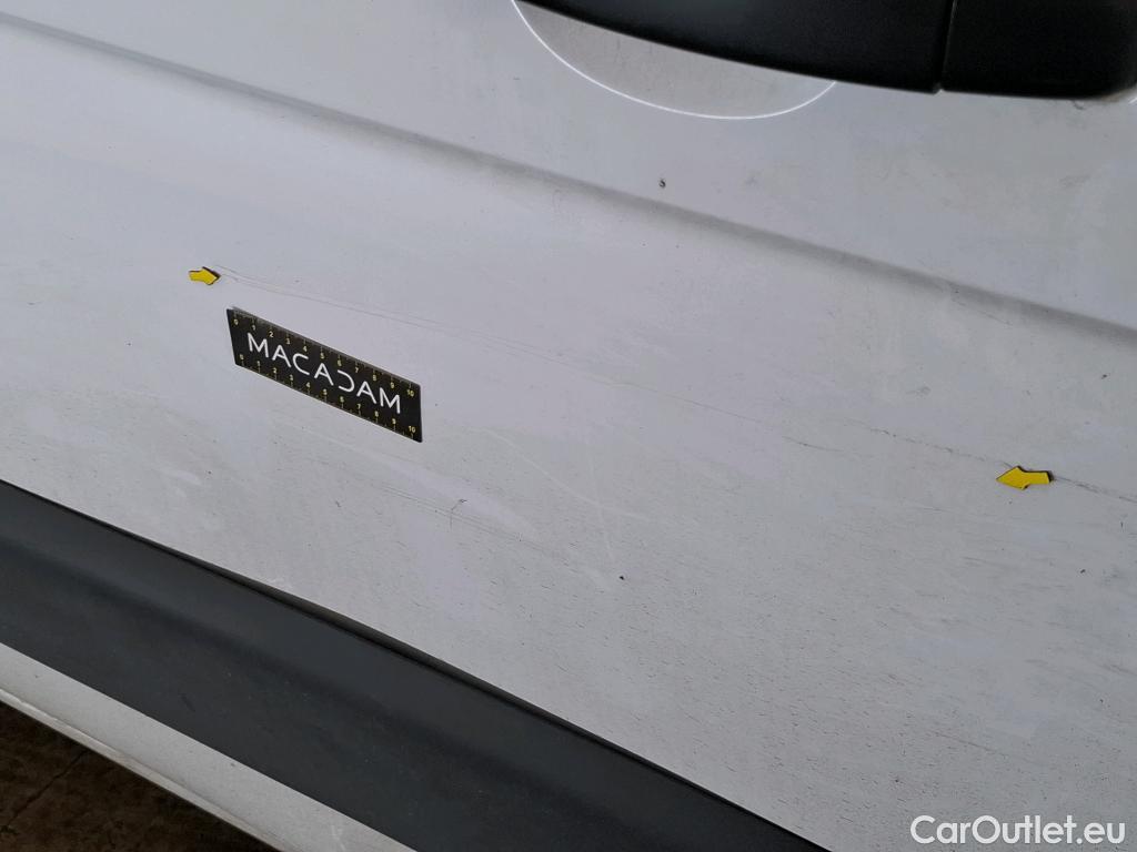  Renault  Master RENAULT  / 2019 / 4P / Fourgon tôlé FG Tr GCF F3500 L2H2 Blue dCi 145 EVIE #3