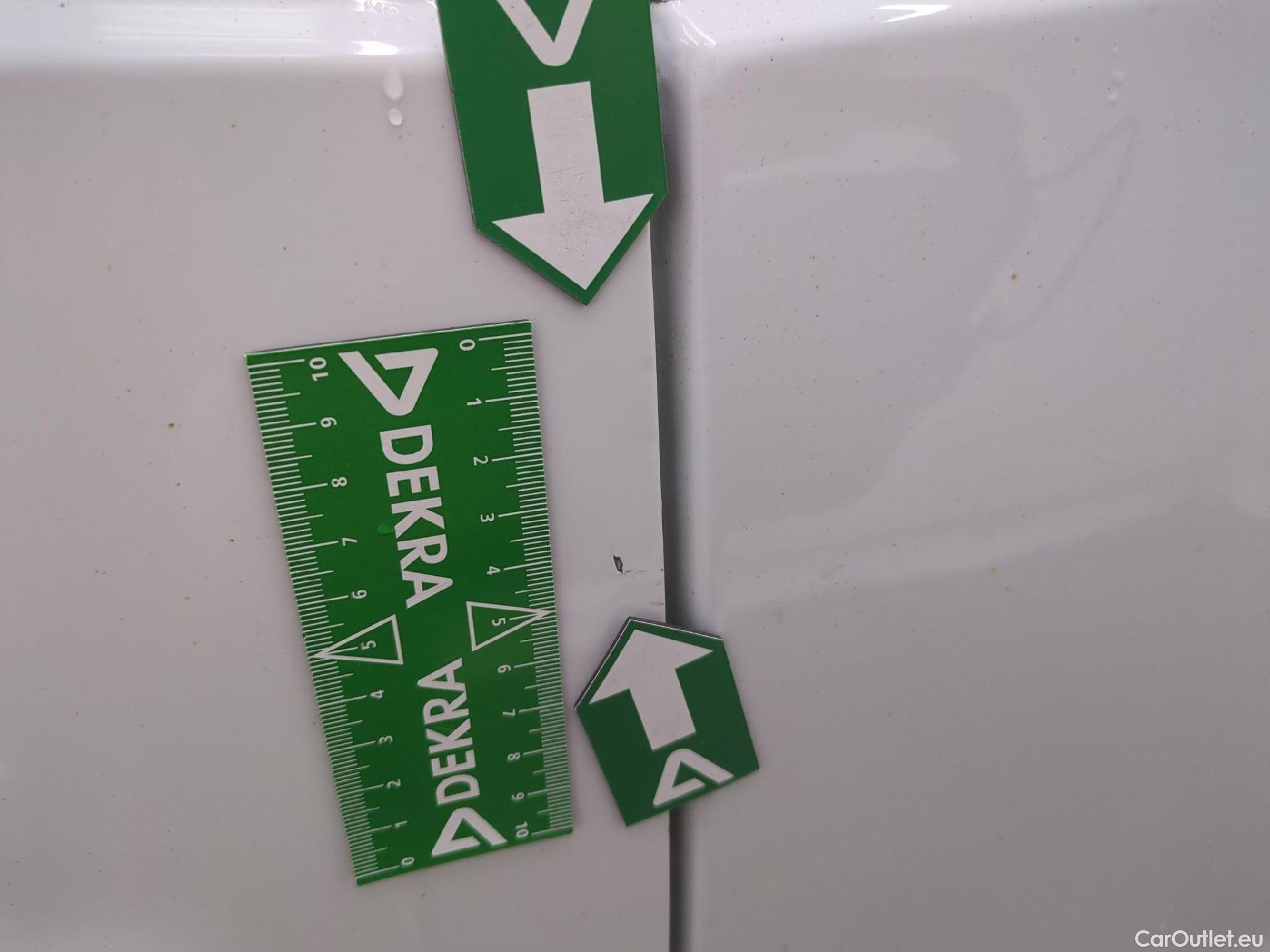  Renault  Trafic  III Fourgon L2H1 3T Confort 2.0 dCi 130CV BVM6 E6d #17