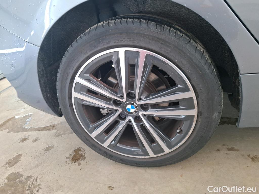  Bmw  Serie 1 BMW Série 1 / 2019 / 5P / Berline 116i DKG7 Business Design #6