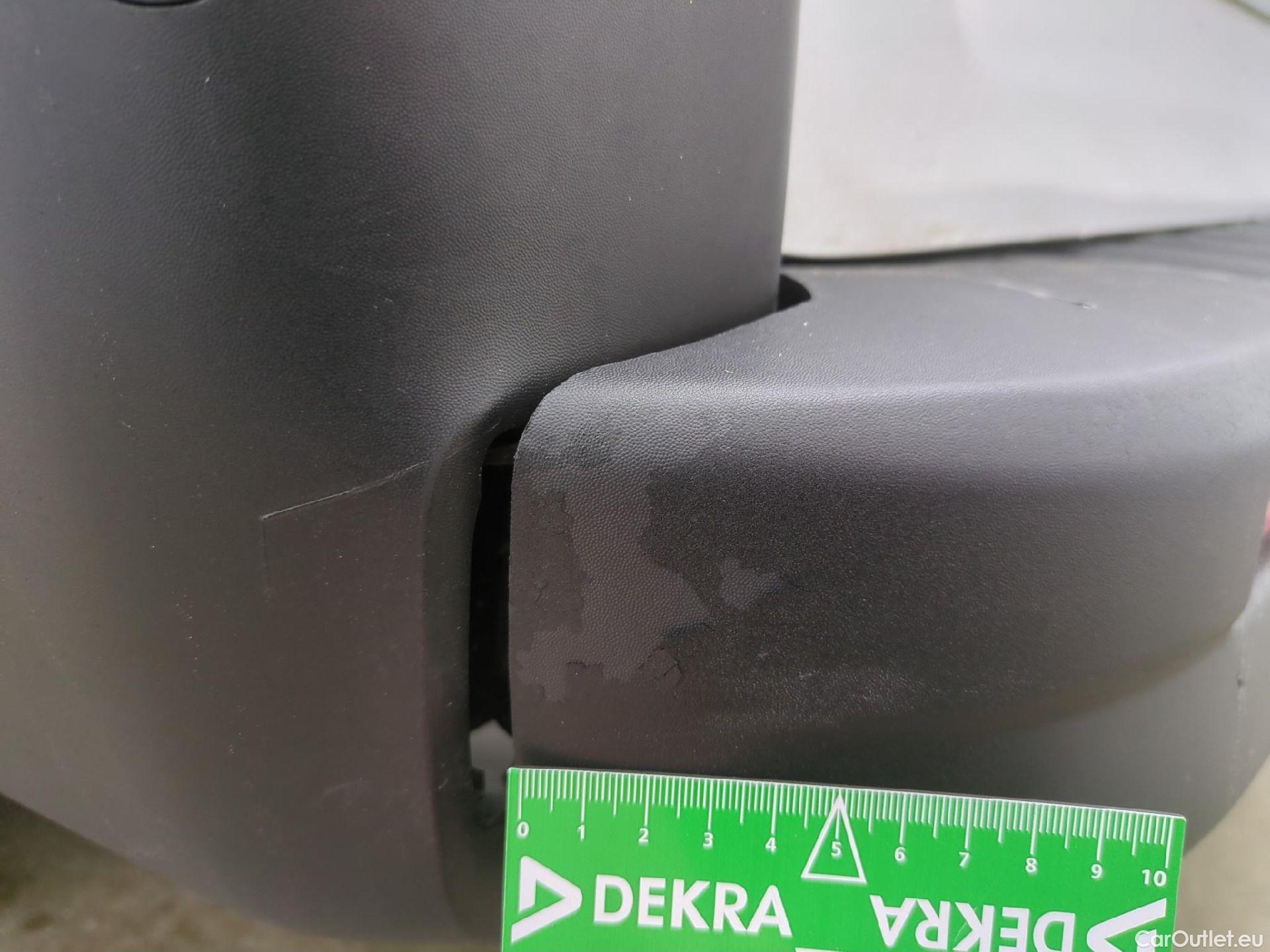  Renault  Trafic  III Fourgon L2H1 3T Confort 2.0 dCi 130CV BVM6 E6d #22