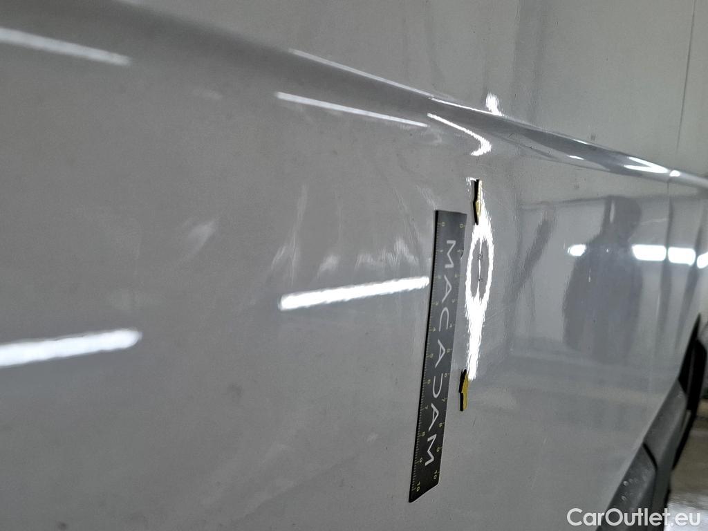  Renault  Master RENAULT  / 2019 / 4P / Fourgon tôlé FG Tr GCF F3500 L2H2 Blue dCi 145 EVIE #60