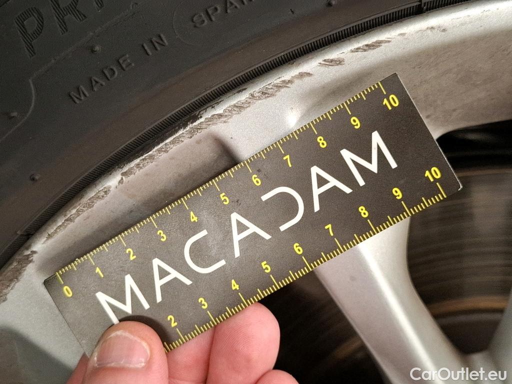  Bmw  Serie 1 Série 1 Berline 116 d Lounge 1.5 115CV BVA7 E6d #26