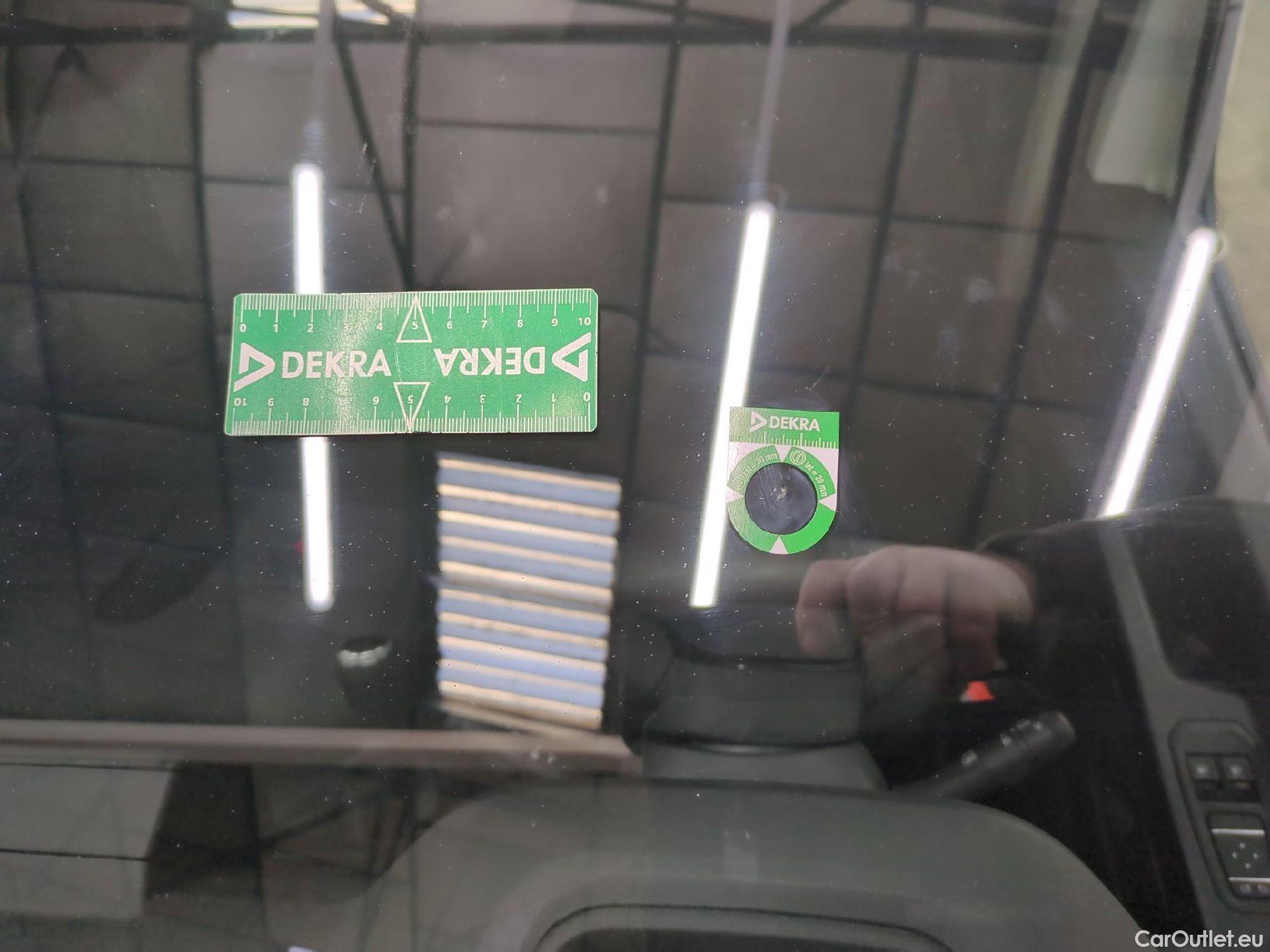  Renault  Trafic  III Fourgon L2H1 3T Confort 2.0 dCi 130CV BVM6 E6d #32