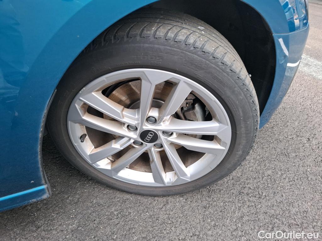  Audi  A3 AUDI  Sportback / 2020 / 5P / Berline 35 TFSI 150 MHEV S Tronic Business Line #23