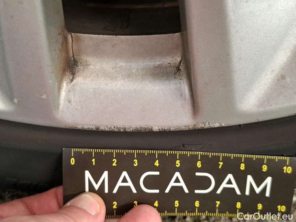  Bmw  Serie 1 Série 1 Berline 116 d Lounge 1.5 115CV BVA7 E6d #27