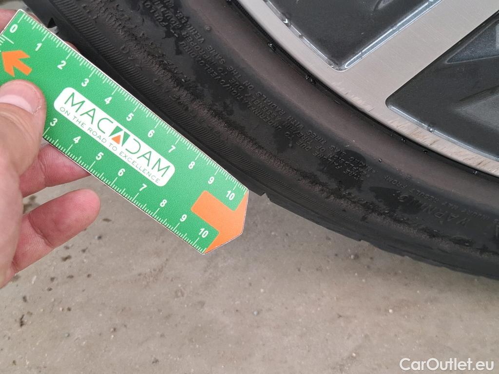  Bmw  Serie 1 BMW Série 1 / 2019 / 5P / Berline 116i DKG7 Business Design #4