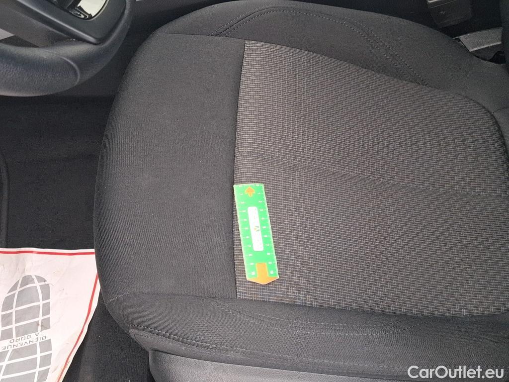  Bmw  Serie 1 BMW Série 1 / 2019 / 5P / Berline 116i DKG7 Business Design #15