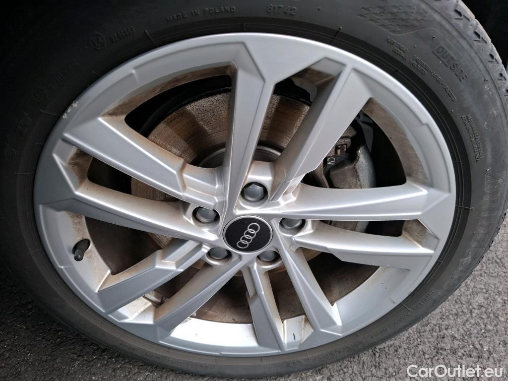  Audi  A3 AUDI  Sportback / 2020 / 5P / Berline 35 TFSI 150 MHEV S Tronic Business Line #24