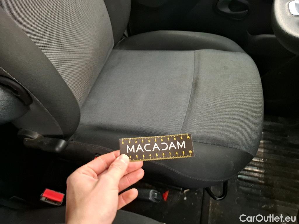  Renault  Master RENAULT  / 2019 / 4P / Fourgon tôlé FG Tr GCF F3500 L2H2 Blue dCi 145 EVIE #67